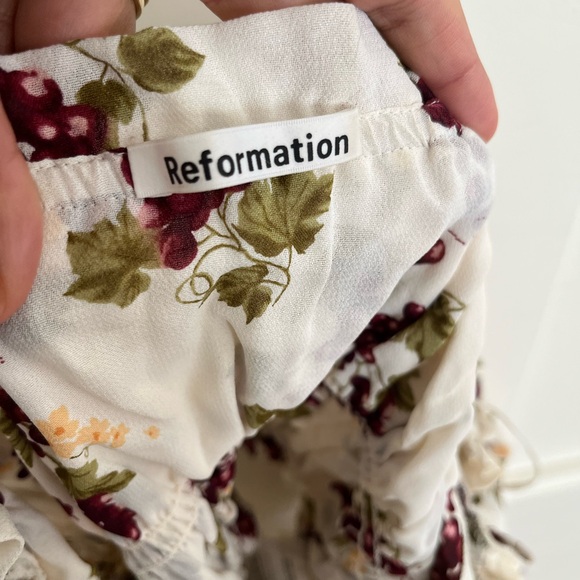 Reformation White and Red Long Sleeve Ruffled Blouse - Picture 2 of 3